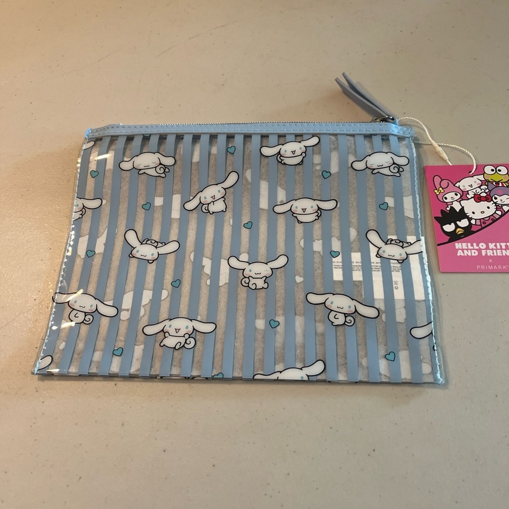 Blue Kids Pouch. Cinnamon hello kitty and friends pouch